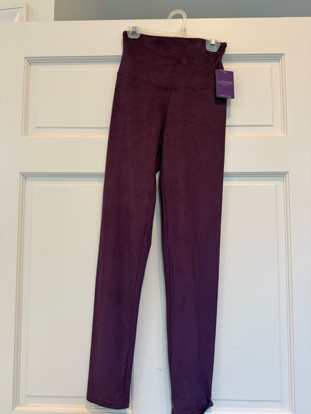 Yummie High-Rise Leggings in Deep Plum